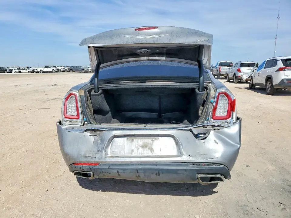 2017 CHRYSLER 300 LIMITED  