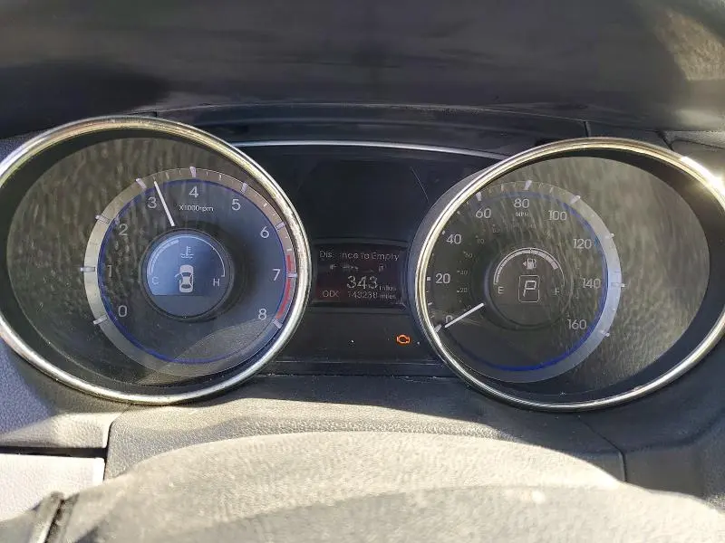 2011 HYUNDAI SONATA GLS  