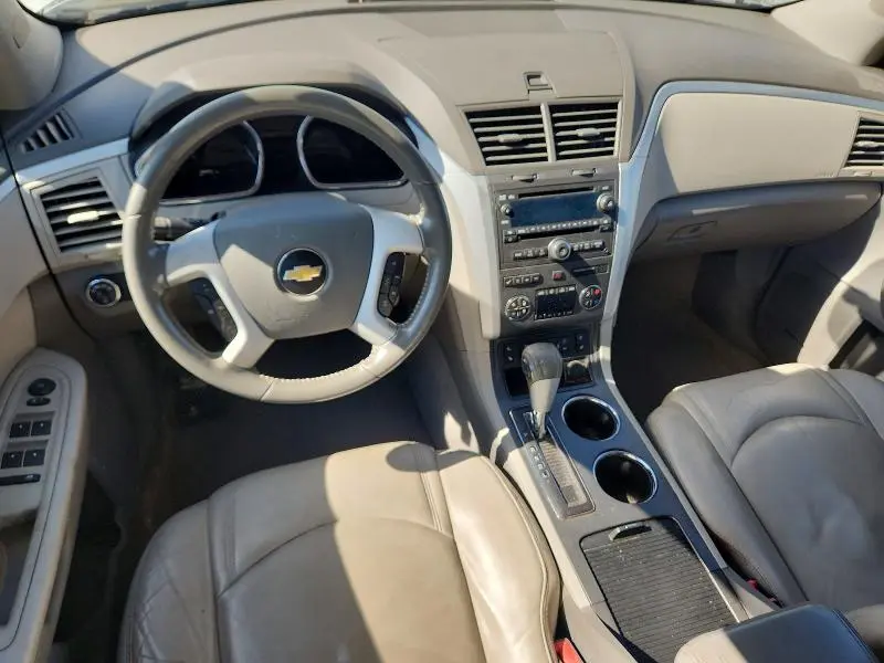 2012 CHEVROLET TRAVERSE LT  