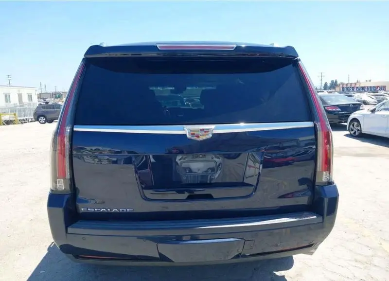 2019 CADILLAC ESCALADE PREMIUM LUXURY  