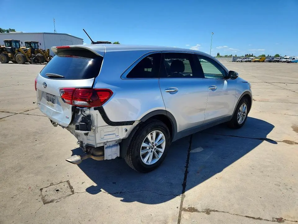 2020 KIA SORENTO LX  