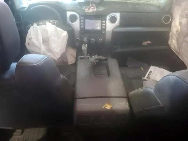 2019 TOYOTA TUNDRA CREWMAX SR5  