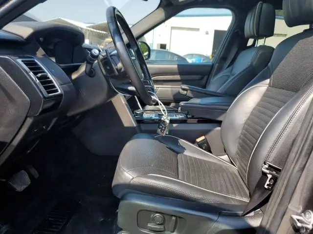 2018 LAND ROVER DISCOVERY HSE LUXURY  