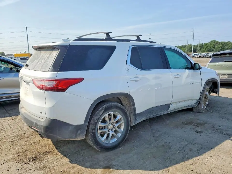 2021 CHEVROLET TRAVERSE LT  