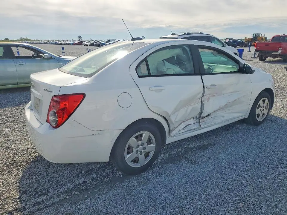 2016 CHEVROLET SONIC LS  