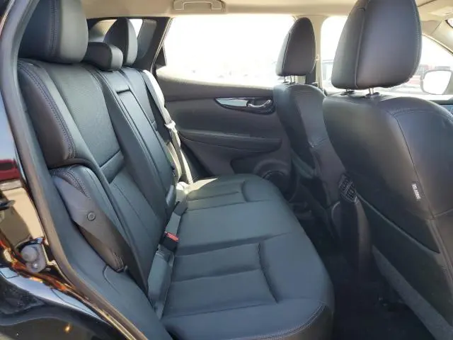2022 NISSAN ROGUE SPORT SL