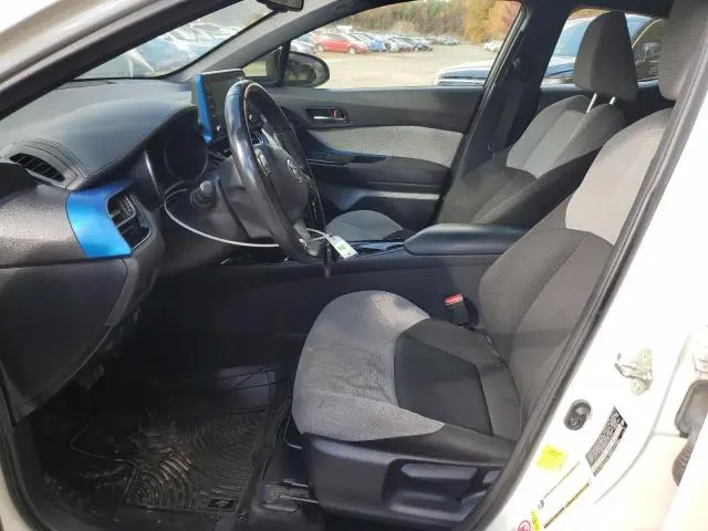 2019 TOYOTA C-HR XLE  