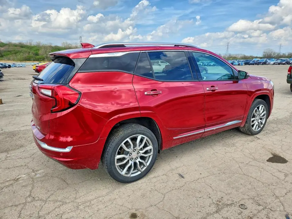 2023 GMC TERRAIN DENALI  