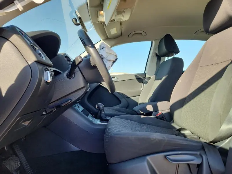 2017 VOLKSWAGEN TIGUAN S  