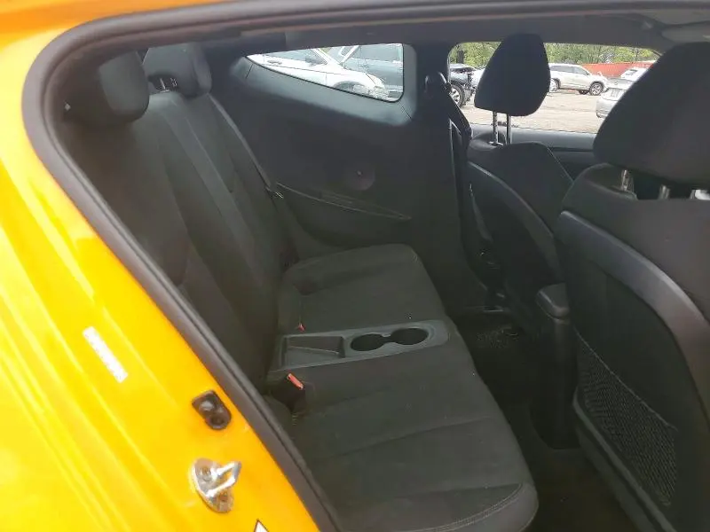 2016 HYUNDAI VELOSTER BASE  