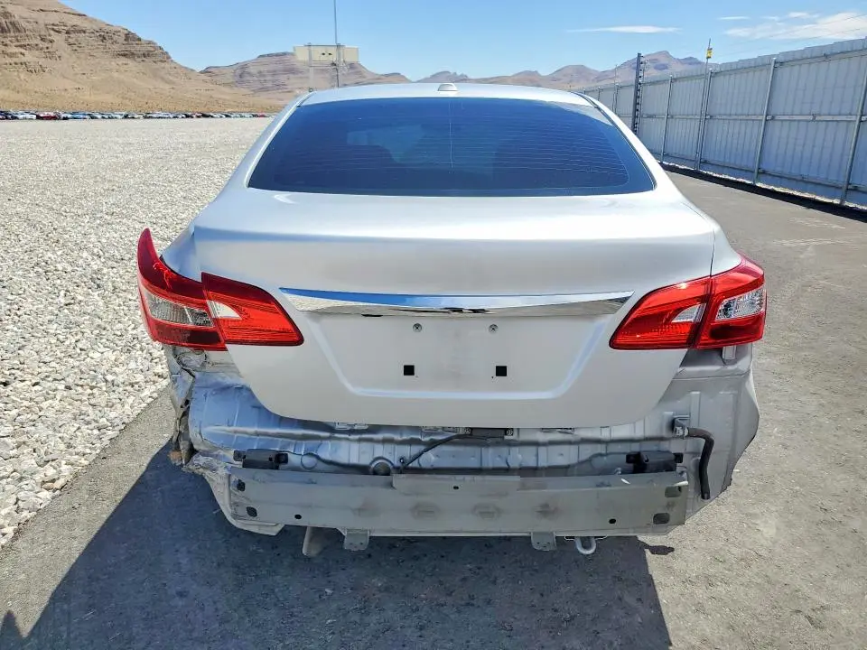 2018 NISSAN SENTRA SV  