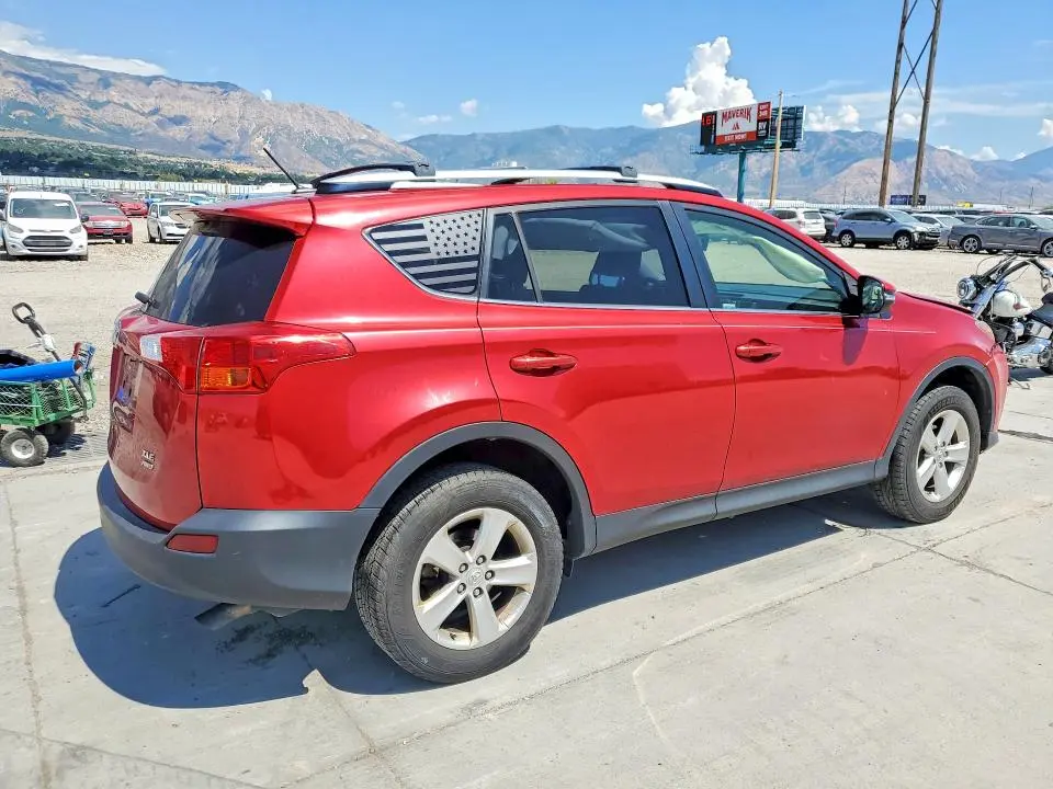 2014 TOYOTA RAV4 XLE  