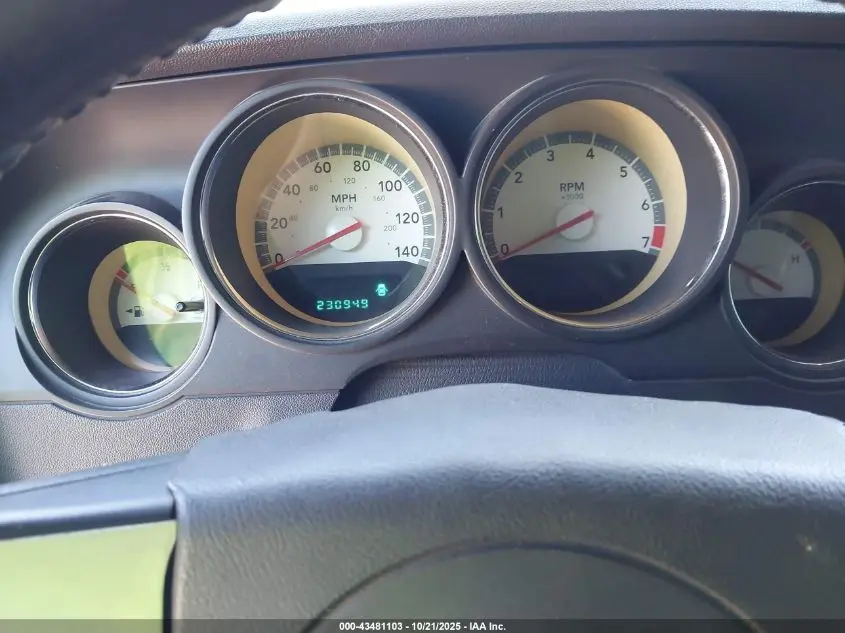 2010 DODGE CHALLENGER SE