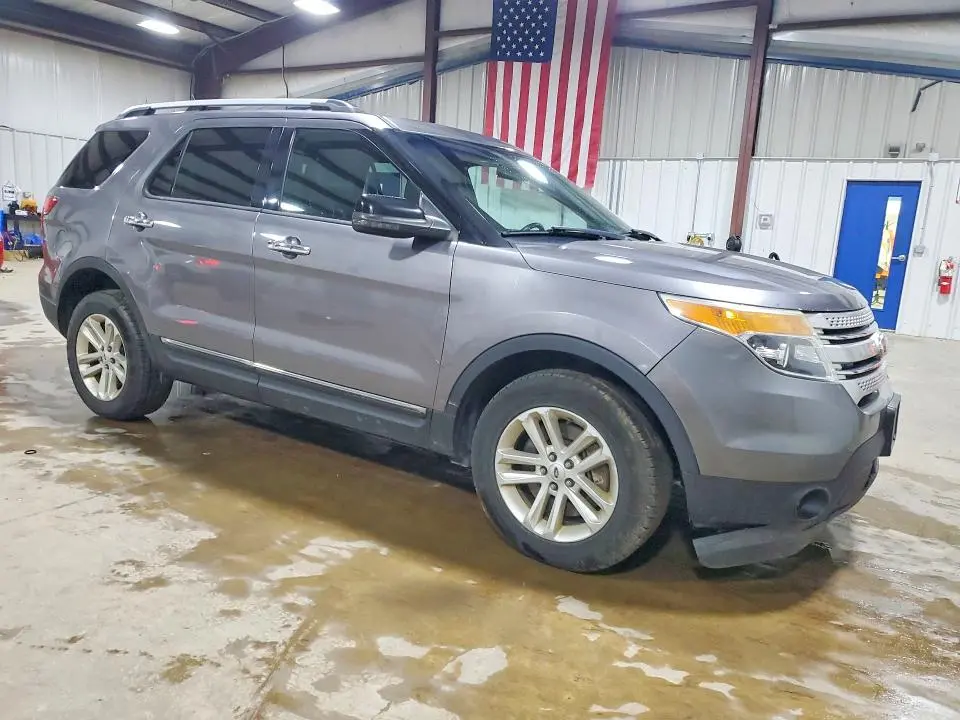 2013 FORD EXPLORER XLT  