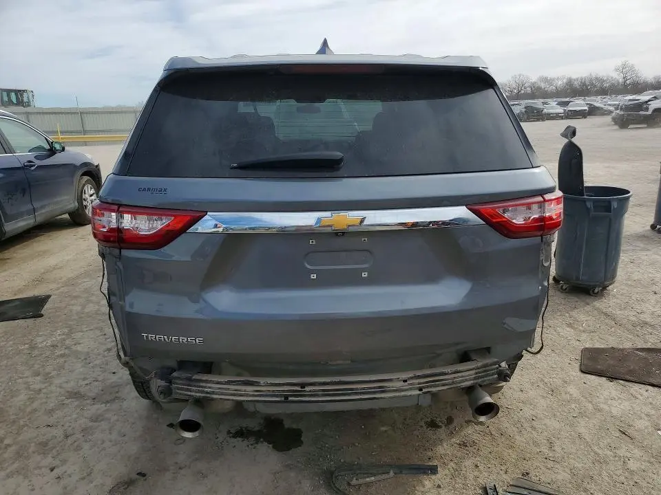 2021 CHEVROLET TRAVERSE LS  