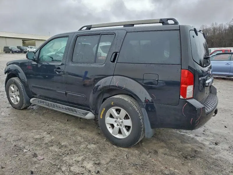 2012 NISSAN PATHFINDER S  