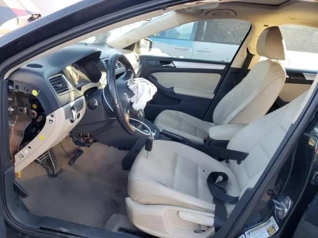 2011 VOLKSWAGEN JETTA SEL  