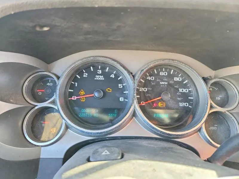 2011 CHEVROLET SILVERADO K1500 LT  