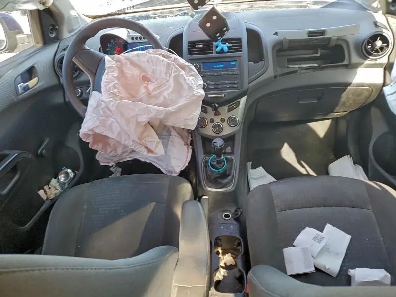 2013 CHEVROLET SONIC LS  