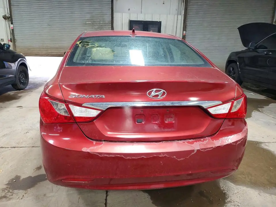 2011 HYUNDAI SONATA GLS  
