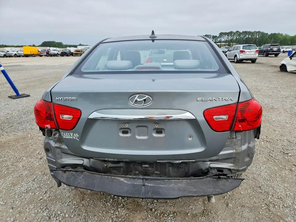 2010 HYUNDAI ELANTRA GLS  