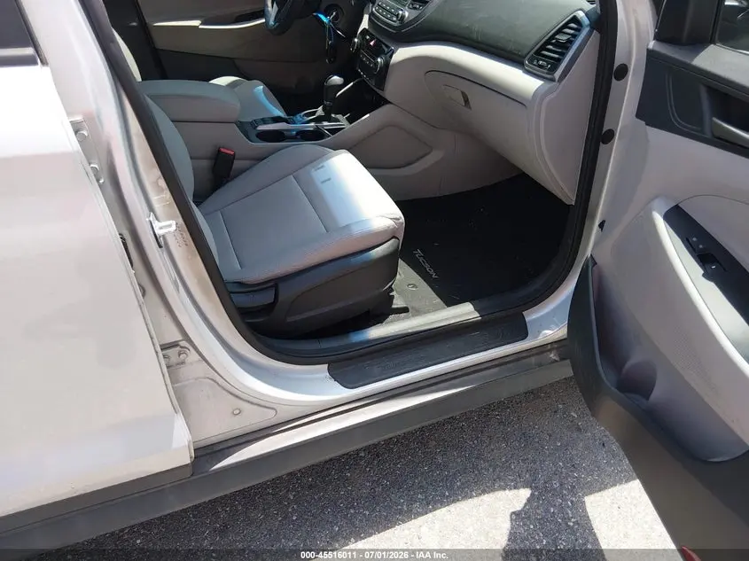 2018 HYUNDAI TUCSON SE