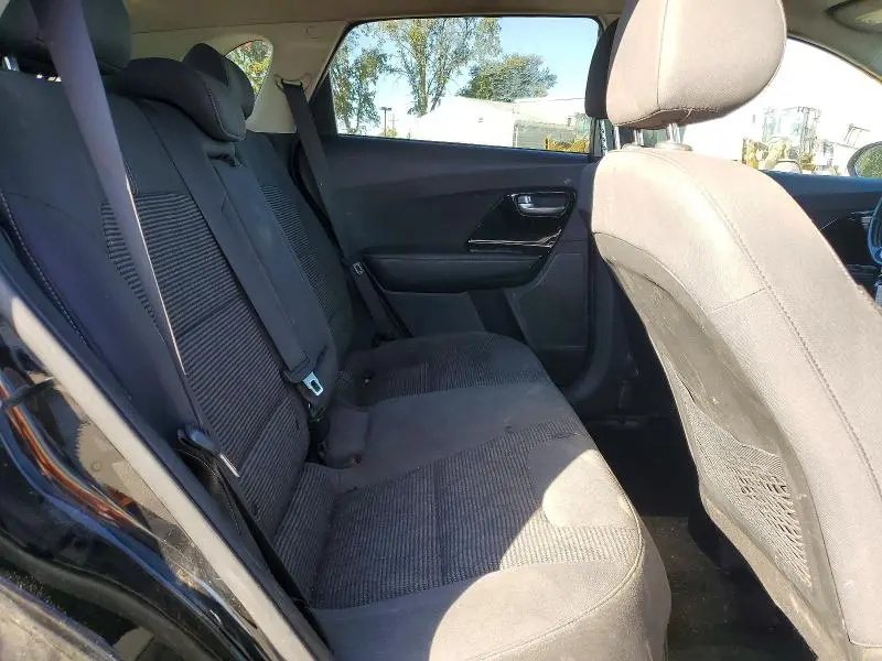 2022 KIA NIRO LXS  