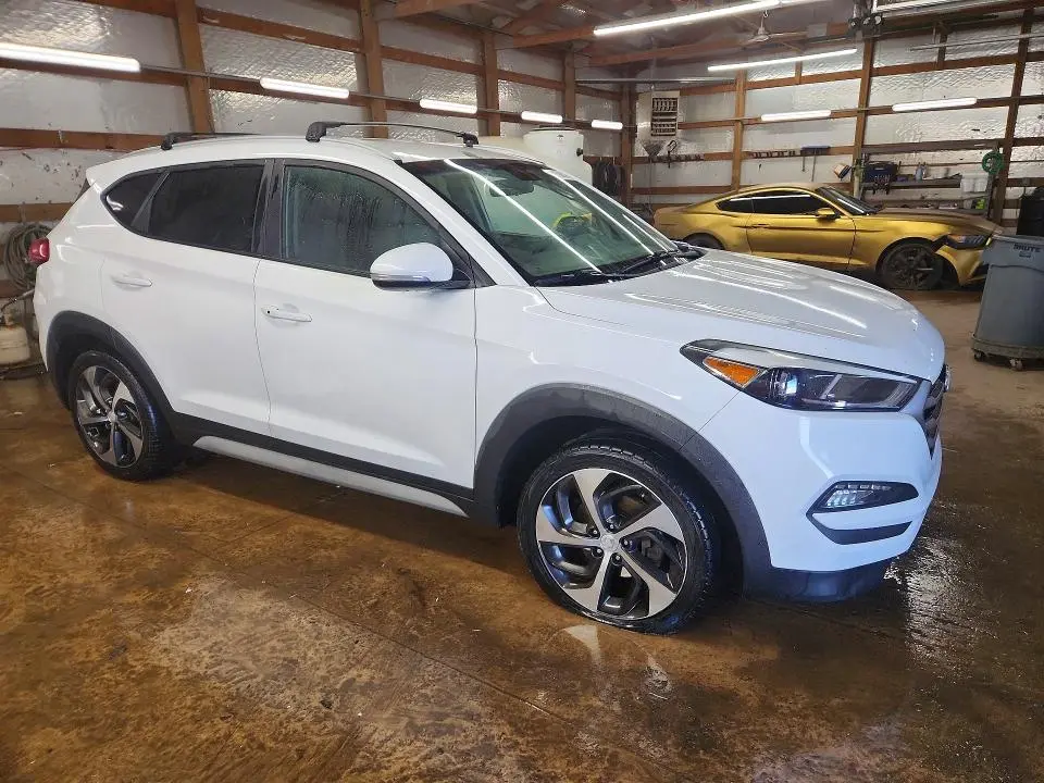 2017 HYUNDAI TUCSON SPORT  
