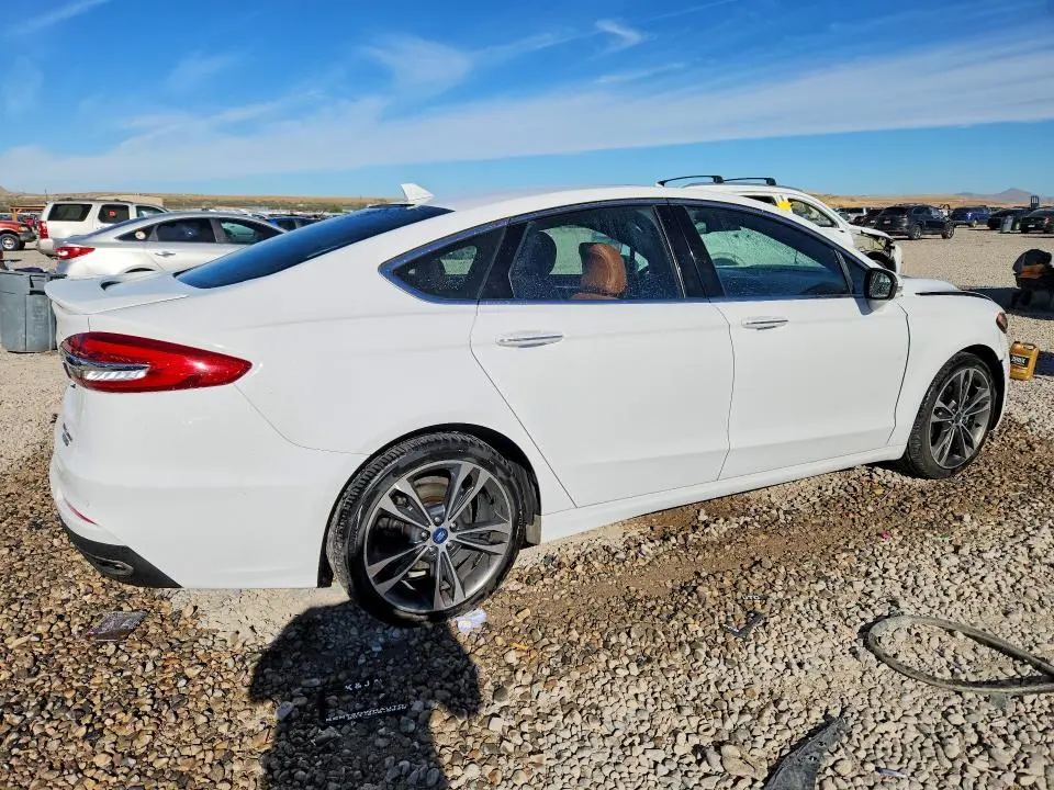 2019 FORD FUSION TITANIUM  