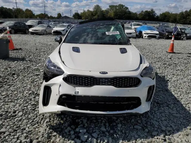 2021 KIA STINGER GT2  