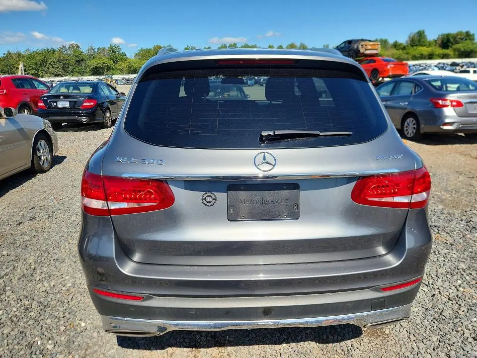 2019 MERCEDES-BENZ GLC 300 4MATIC  