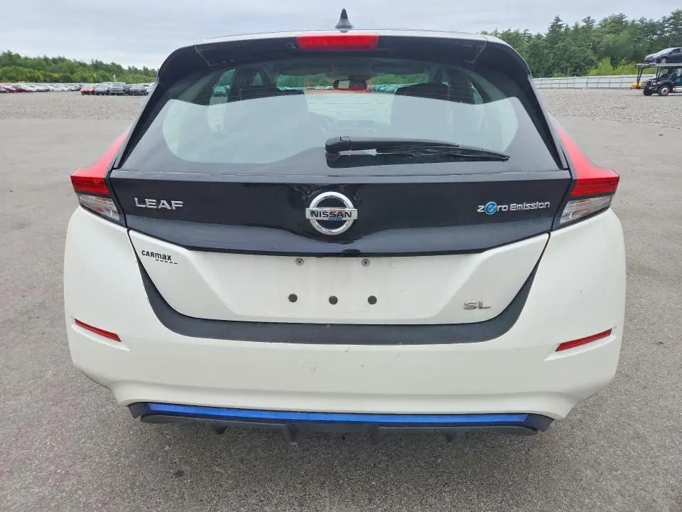 2018 NISSAN LEAF SL  