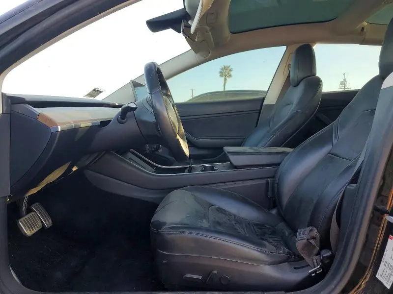 2018 TESLA MODEL 3   