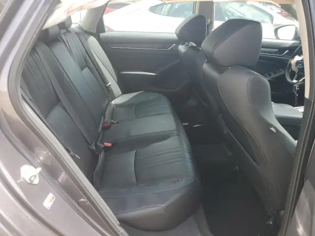2018 HONDA ACCORD TOURING
