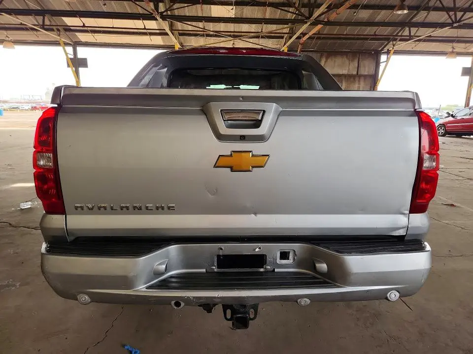 2013 CHEVROLET AVALANCHE LT  