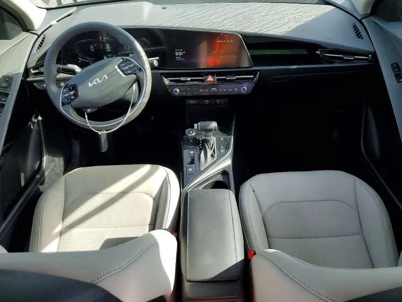2024 KIA NIRO EX  
