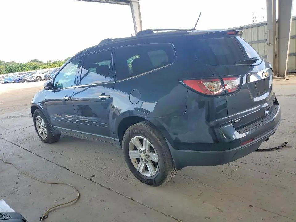 2014 CHEVROLET TRAVERSE LT  