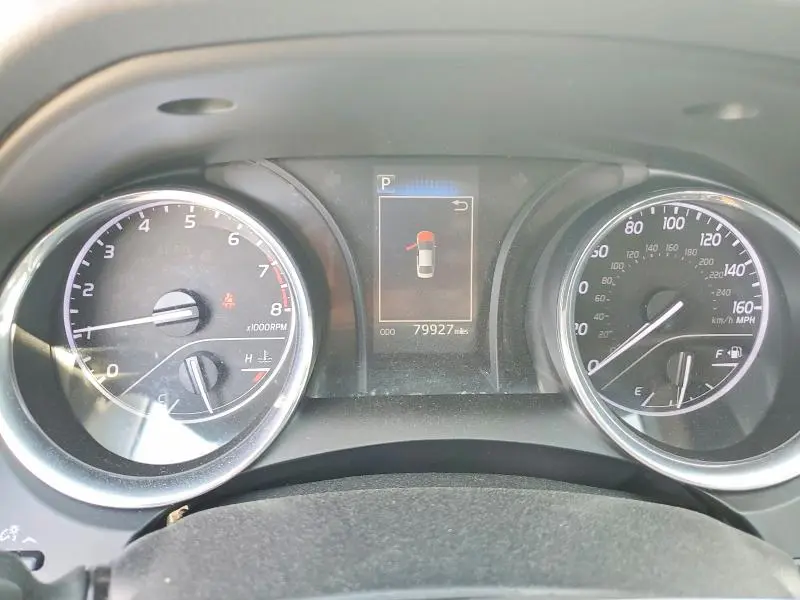 2019 TOYOTA CAMRY LE  