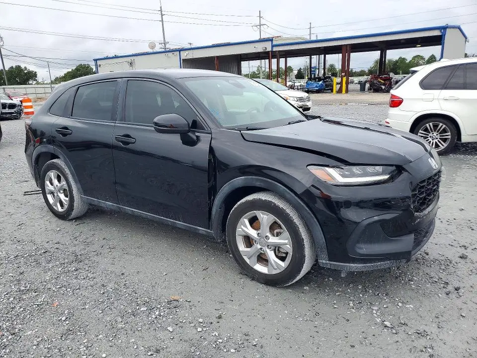 2023 HONDA HR-V LX  