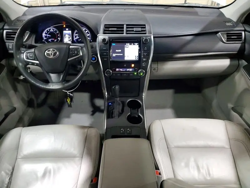 2015 TOYOTA CAMRY XLE  