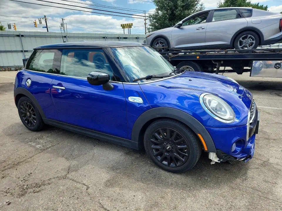 2020 MINI COOPER S  