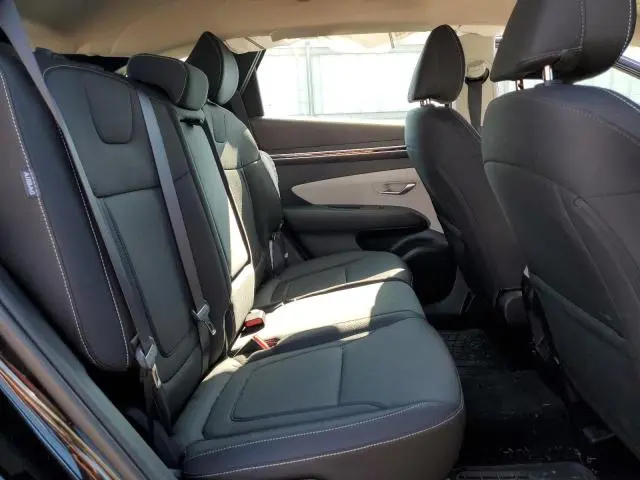 2024 HYUNDAI TUCSON SE  