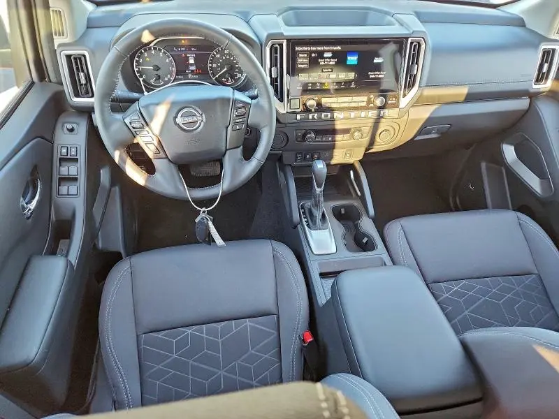 2025 NISSAN FRONTIER S  