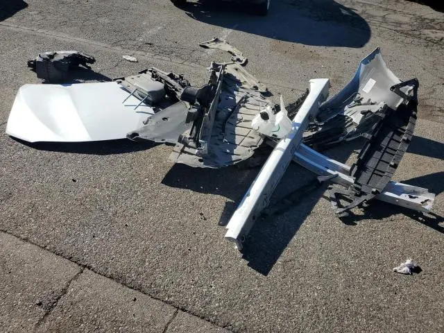 2021 TOYOTA CAMRY XLE  