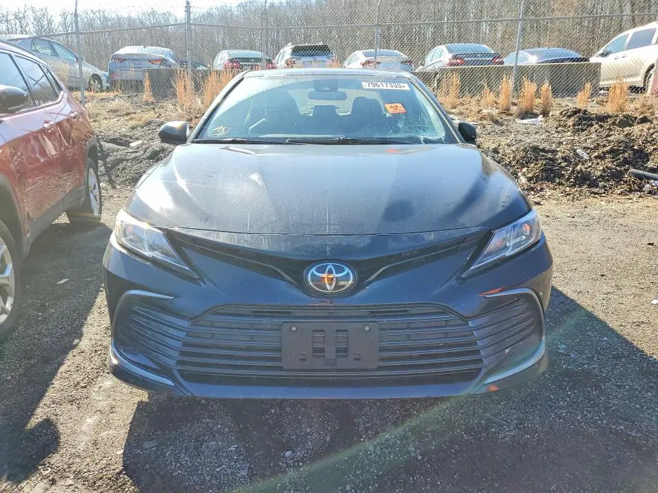 2022 TOYOTA CAMRY   