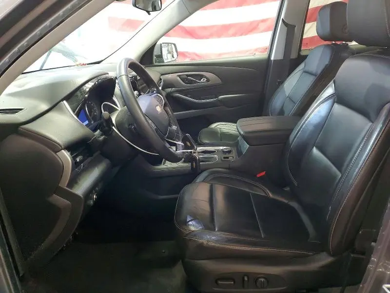 2020 CHEVROLET TRAVERSE LT  