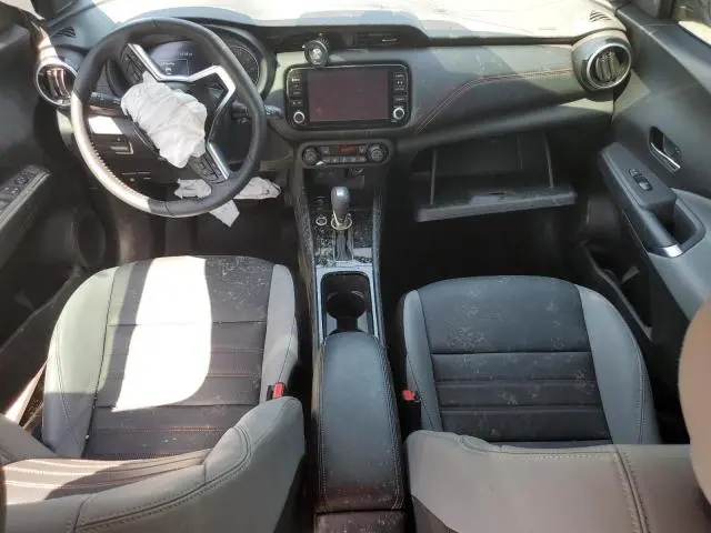 2024 NISSAN KICKS SR