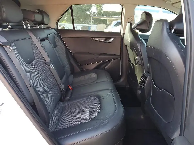 2024 KIA NIRO EX  