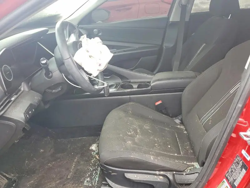 2023 HYUNDAI ELANTRA SEL  
