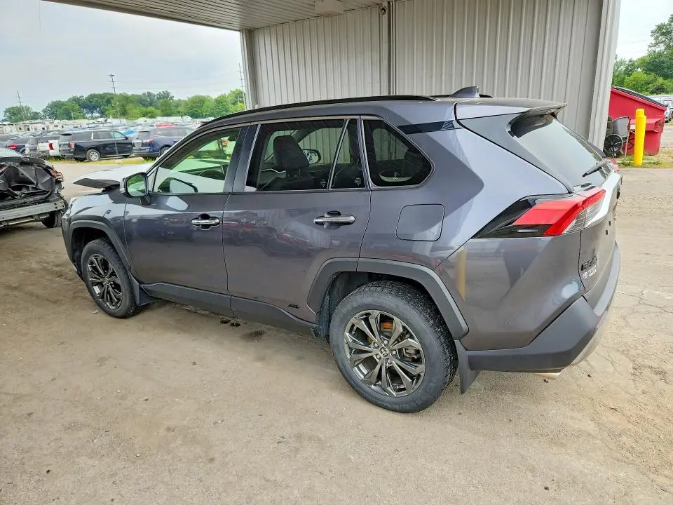 2022 TOYOTA RAV4 LIMITED  